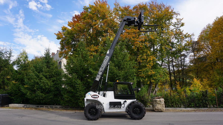 KMM nakladače, traktory, vysokozdvižné vozíky v Poľsku 05